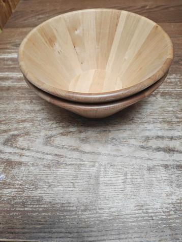 Set 2 IKEA houten schalen maat L beschikbaar voor biedingen