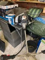 Een goede bosmaaier maar enkele keren gebruikt twee stalen, Ophalen, Zo goed als nieuw