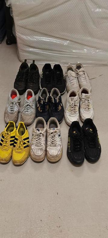 Lot 9 sneakers Nike en Adidas maat 44 beschikbaar voor biedingen