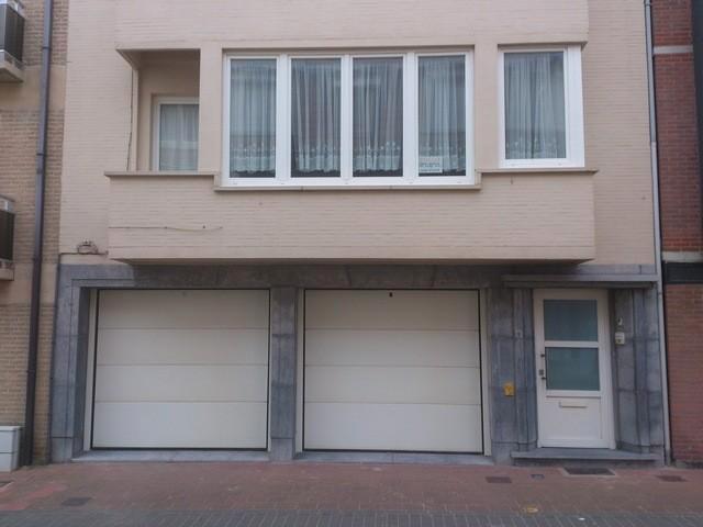 Ruim appartement met garage en berging in Westende, Vakantie, Vakantiehuizen | België, Antwerpen of Vlaanderen, Appartement, Overige