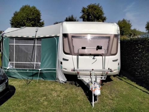 Caravan chateau alcantara 520, Caravans en Kamperen, Caravans, Particulier, tot en met 4, 1250 - 1500 kg, Rondzit, Chateau, Vast bed