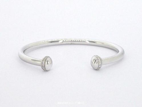 Piaget Possession Open Bangle Bracelet - High-Quality Diamon, Handtassen en Accessoires, Armbanden, Gebruikt, Goud, Zilver, Met edelsteen