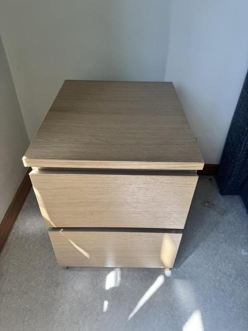 MALM nachtkastje x 2, Huis en Inrichting, Slaapkamer | Nachtkastjes, Zo goed als nieuw, 55 tot 70 cm, Minder dan 45 cm, Ophalen