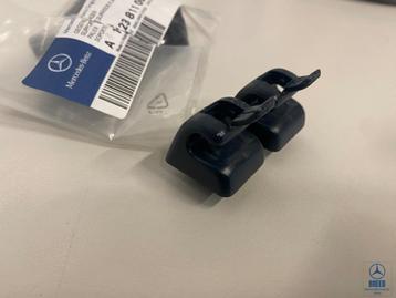 NOS houder zonneklep L+R blauw Mercedes-Benz W123 W124 W126  beschikbaar voor biedingen