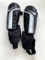 Scheenbeschermers voetbal Nike, kind!, Maat M, Ophalen, Gebruikt