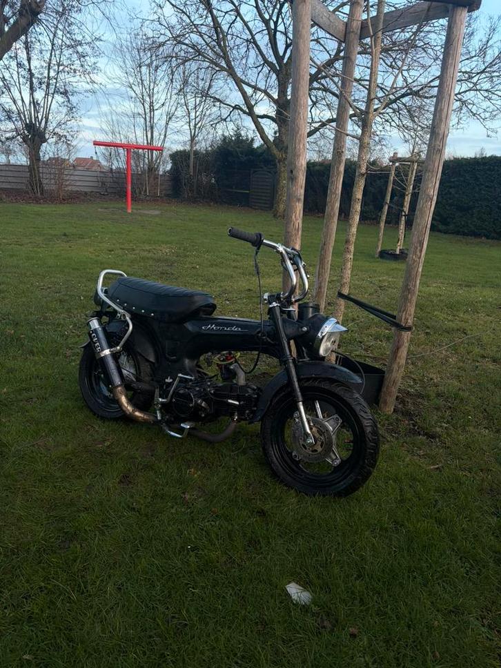 dax b klasse te koop, Vélos & Vélomoteurs, Pièces de cyclomoteur | Général, Enlèvement ou Envoi