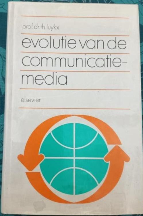 EVOLUTIE VAN DE COMMUNICATIEMEDIA - TH. LUYKX, Livres, Cinéma, Tv & Médias, Utilisé, Médias, Enlèvement ou Envoi