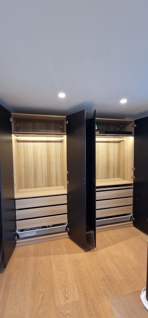 Grand dressing PAX IKEA avec éclairage intégré – état impecc, Huis en Inrichting, Kasten | Kleerkasten, Zo goed als nieuw, 200 cm of meer