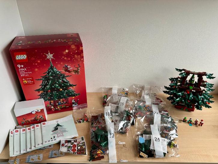 Lego 41843 Family Christmas Tree deels nieuw!, Kinderen en Baby's, Speelgoed | Duplo en Lego, Nieuw, Lego, Complete set, Ophalen of Verzenden
