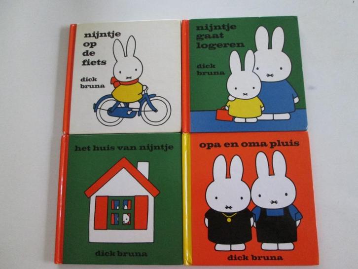 4 Boekjes van Nijntje ;gaat logeren, op de fiets, het huis, Boeken, Kinderboeken | Baby's en Peuters, Gelezen, 6 tot 12 maanden