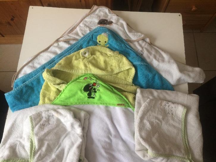 Cape de bain pour bébé (6 modèles différents au choix), Enfants & Bébés, Bains & Soins, Utilisé, Autres types, Standard, Enlèvement