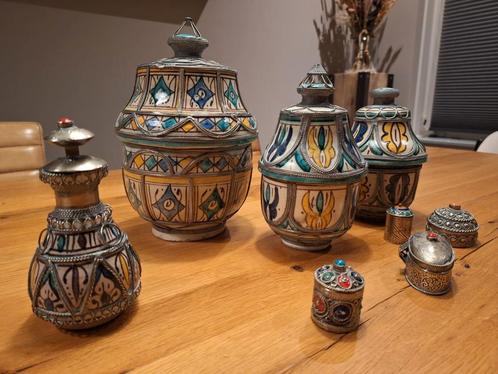 Marokkaanse jobanna's, boterpotten en juwelenkistjes, Huis en Inrichting, Woonaccessoires | Vazen, Gebruikt, Overige kleuren, Minder dan 50 cm