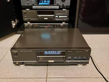 Technics SL-PS700 cd speler beschikbaar voor biedingen