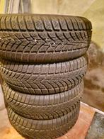 4 dunlop winterbanden zo goed als nieuw, Auto-onderdelen, Banden en Velgen, Ophalen, 15 inch, Winterbanden, 195 mm