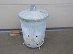 Antiek compost verbrandings vat, Ophalen