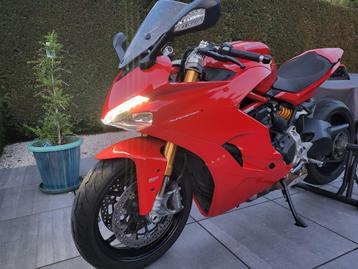 Ducati Supersport  S 939  van 8 / 2019   slechts 9850km  beschikbaar voor biedingen