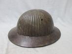 Portugeese helm model 1916 Engelse officieren droegen ze ook, Verzamelen, Ophalen of Verzenden
