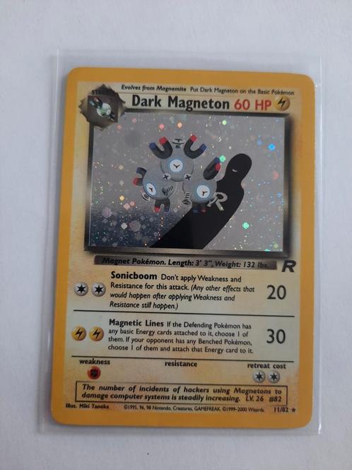 Dark magneton team rocket holo, Hobby en Vrije tijd, Verzamelkaartspellen | Pokémon, Zo goed als nieuw, Booster, Ophalen of Verzenden