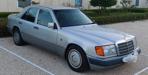 Mercedes 250D 1993, Auto's, Mercedes-Benz, Bedrijf, 200-Serie, ABS, Centrale vergrendeling, Elektrische ramen, Radio, Trekhaak