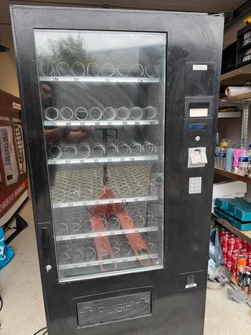 Gekoelde combi automaat vending machine vendo beschikbaar voor biedingen