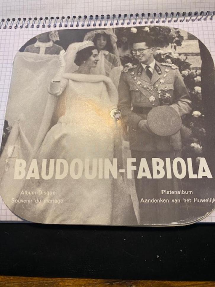 Platen album trouw Boudewijn en Fabiola, Verzamelen, Koningshuis en Royalty, Gebruikt, Tijdschrift of Boek, Verzenden