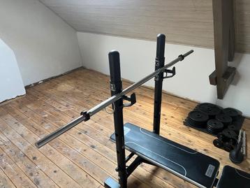 Halterset barbell + dumbells + bench beschikbaar voor biedingen