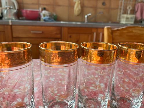 4 longs verres à boisson rétro avec bord doré, Collections, Rétro, Maison et Meubles, Enlèvement ou Envoi