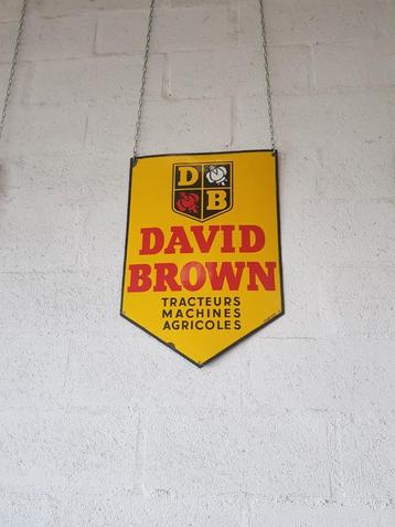 GEZOCHT: David Brown emaille bord beschikbaar voor biedingen