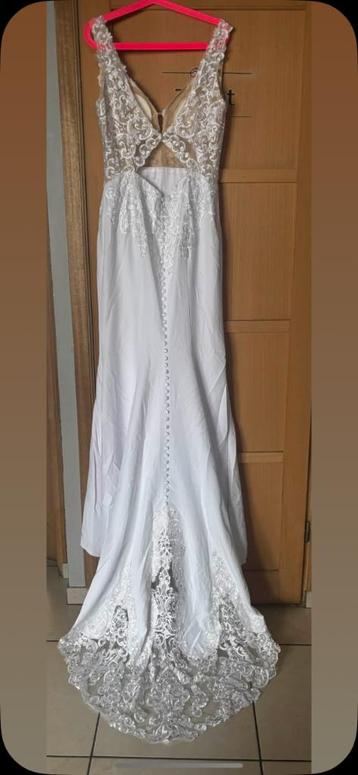 Robe de mariage  beschikbaar voor biedingen
