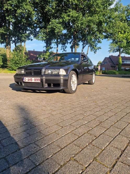 Bmw e36 320i 1992, Auto's, BMW, Particulier, 3 Reeks, 4x4, Benzine, Coupé, Handgeschakeld, Zwart, Zwart, Ophalen