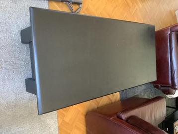 Salontafel  beschikbaar voor biedingen