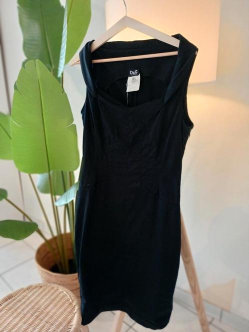 D&G- zwarte aansluitende jurk - maat 40, Kleding | Dames, Jurken, Maat 38/40 (M), Zwart, Ophalen of Verzenden
