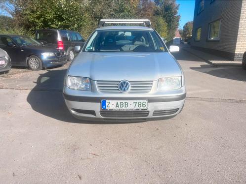 VW BORA 1.6BENZINE ZEER PROPER VAN 2000  PERFECTE STAAT, Auto's, Volkswagen, Bedrijf, Te koop, Bora, ABS, Airbags, Alarm, Boordcomputer