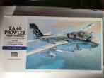 Hasegawa Grumman EA-6B Prowler (High Visibility), Hobby en Vrije tijd, Modelbouw | Vliegtuigen en Helikopters, Nieuw, Hasegawa