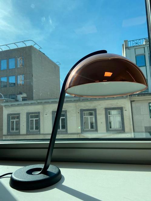 Lampe de table HAY cloche noir et cuivre, Huis en Inrichting, Lampen | Tafellampen, Zo goed als nieuw, Minder dan 50 cm, Metaal