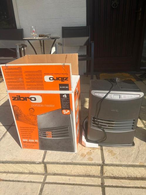 Poêle à pétrole Zibro-Kamin en excellent état + accessoires, Huis en Inrichting, Kachels, Zo goed als nieuw, Ophalen