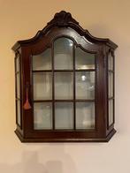 Armoire suspendue, Enlèvement