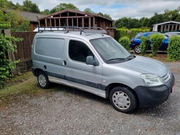Citroen berlingo motor defect, Autos, Argent ou Gris, Achat, Boîte manuelle, Diesel