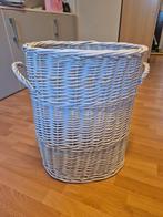 Panier à linge blanc avec couvercle et doublure en tissu, Maison & Meubles, Enlèvement
