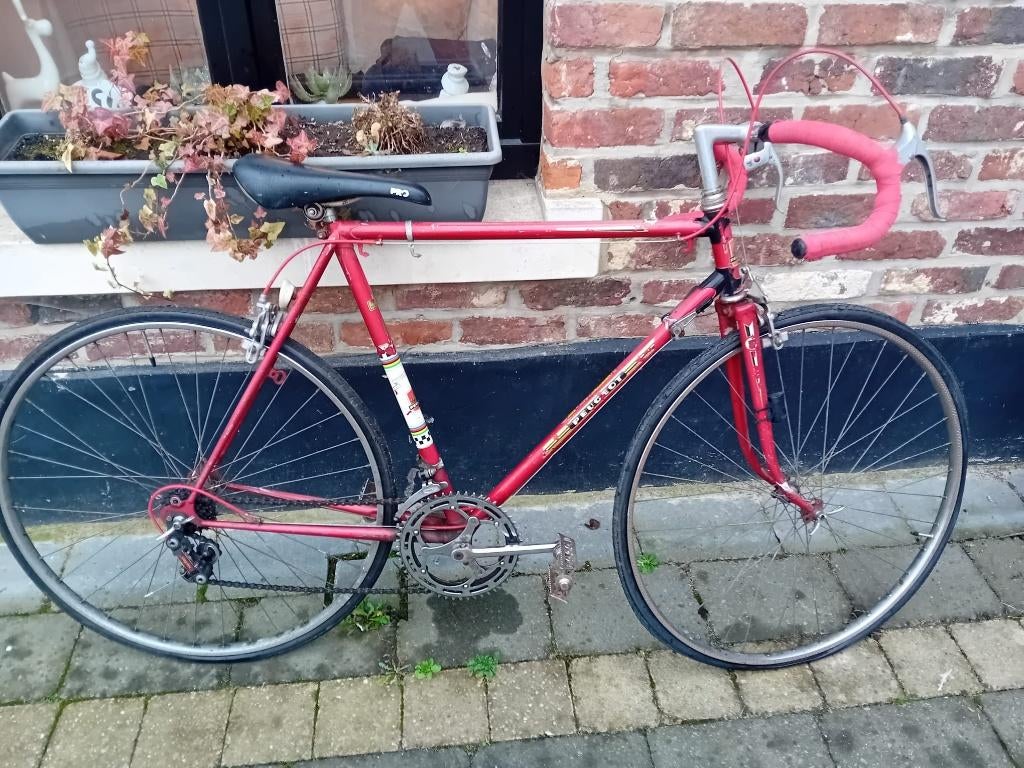 v-lo-de-route-peugeot-vintage-ann-es-70-80-v-los-hommes-v-los
