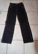 Zwarte straight broek in maat 34, Kleding | Dames, Spijkerbroeken en Jeans, Zo goed als nieuw, Bershka, Zwart, Ophalen