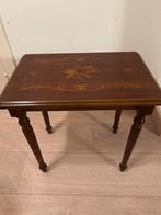 Bijzettafeltje let ingelegd hout op bovenblad, Antiek en Kunst, Ophalen