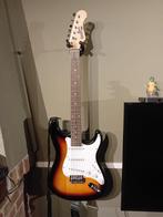 3 gitaren met muurbeugels, Muziek en Instrumenten, Snaarinstrumenten | Gitaren | Bas, Ophalen