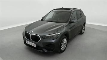 BMW X1 2.0 d sDrive18 Sport Line Navi / Led / Toit Pano beschikbaar voor biedingen