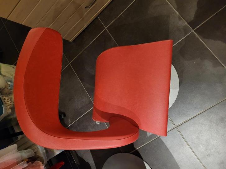 3 dezelfde kapperstoelen, Huis en Inrichting, Overige Huis en Inrichting, Gebruikt, Ophalen