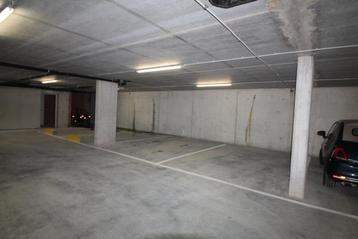 Garage te koop in Zedelgem