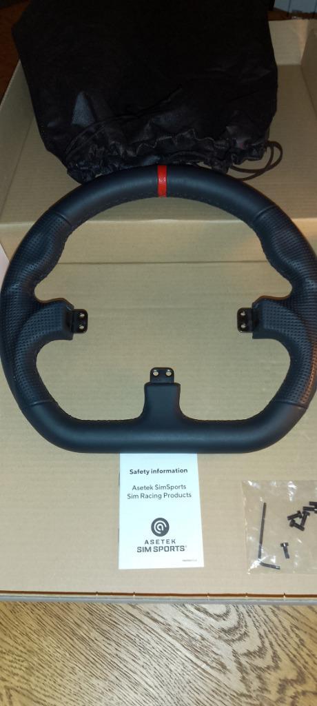Asetek Closed D Black Leather Rim Simracing, Games en Spelcomputers, Spelcomputers | Overige Accessoires, Zo goed als nieuw, Ophalen