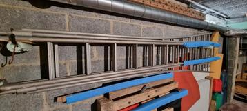 Échelle en alu 3 x 12 marches long 3 x 3m25 beschikbaar voor biedingen