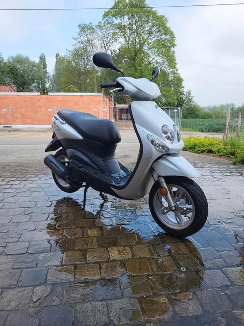 Yamaha Neo's 4 - 4 takt - A Klasse, Fietsen en Brommers, Scooters | Yamaha, Zo goed als nieuw, Neo's, Benzine, Ophalen