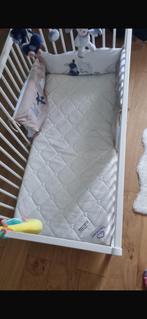 Lit + matelas bebe, Kinderen en Baby's, Babyparken, Ophalen, Zo goed als nieuw